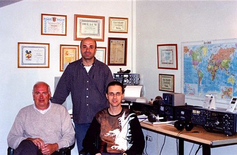 EC8AUZ